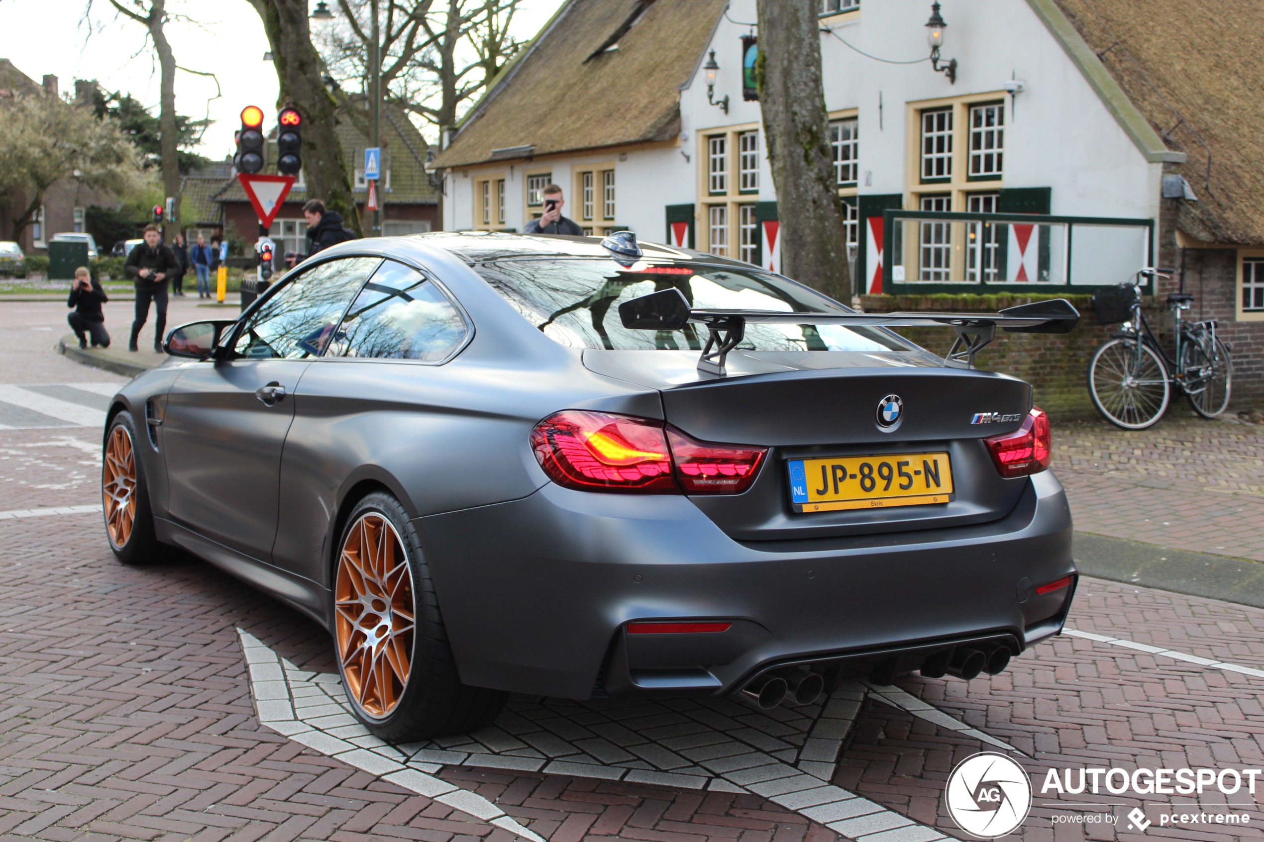 BMW M4 GTS