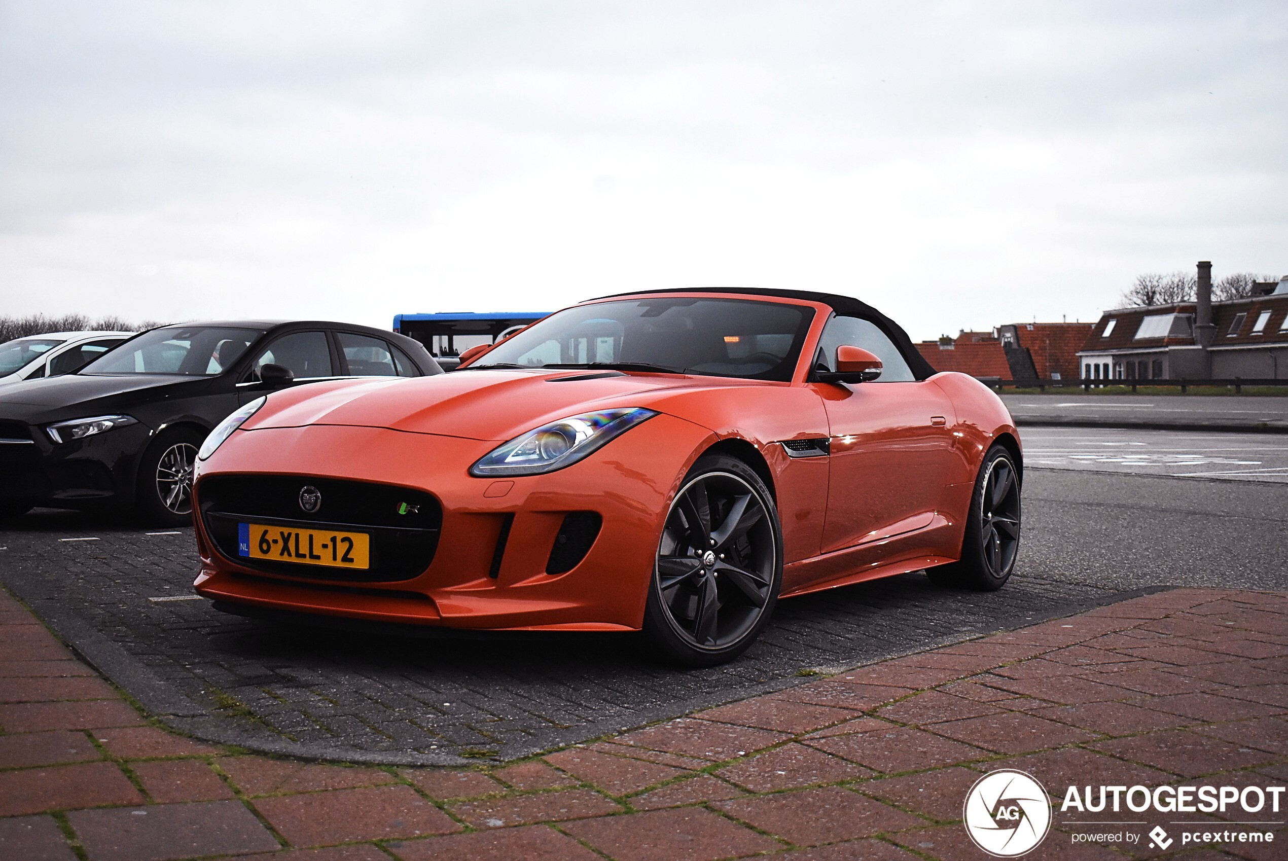 Jaguar F-TYPE S V8 Convertible