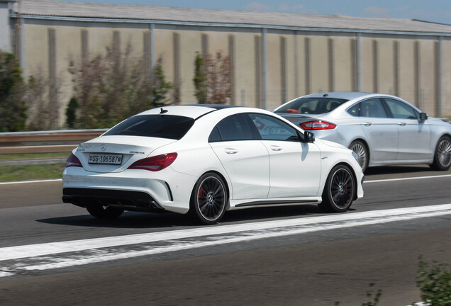 Mercedes-Benz CLA 45 AMG C117