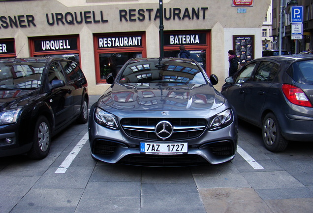 Mercedes-AMG E 63 S W213