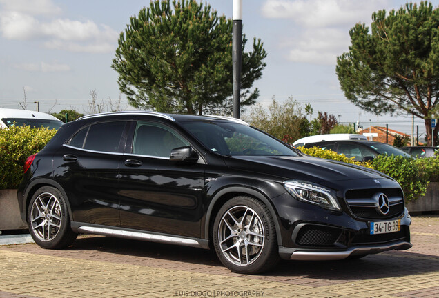 Mercedes-Benz GLA 45 AMG X156