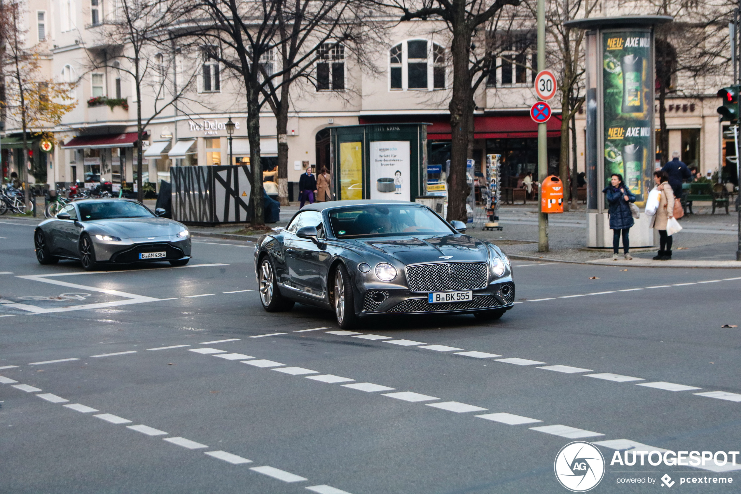 Bentley Continental GTC 2019