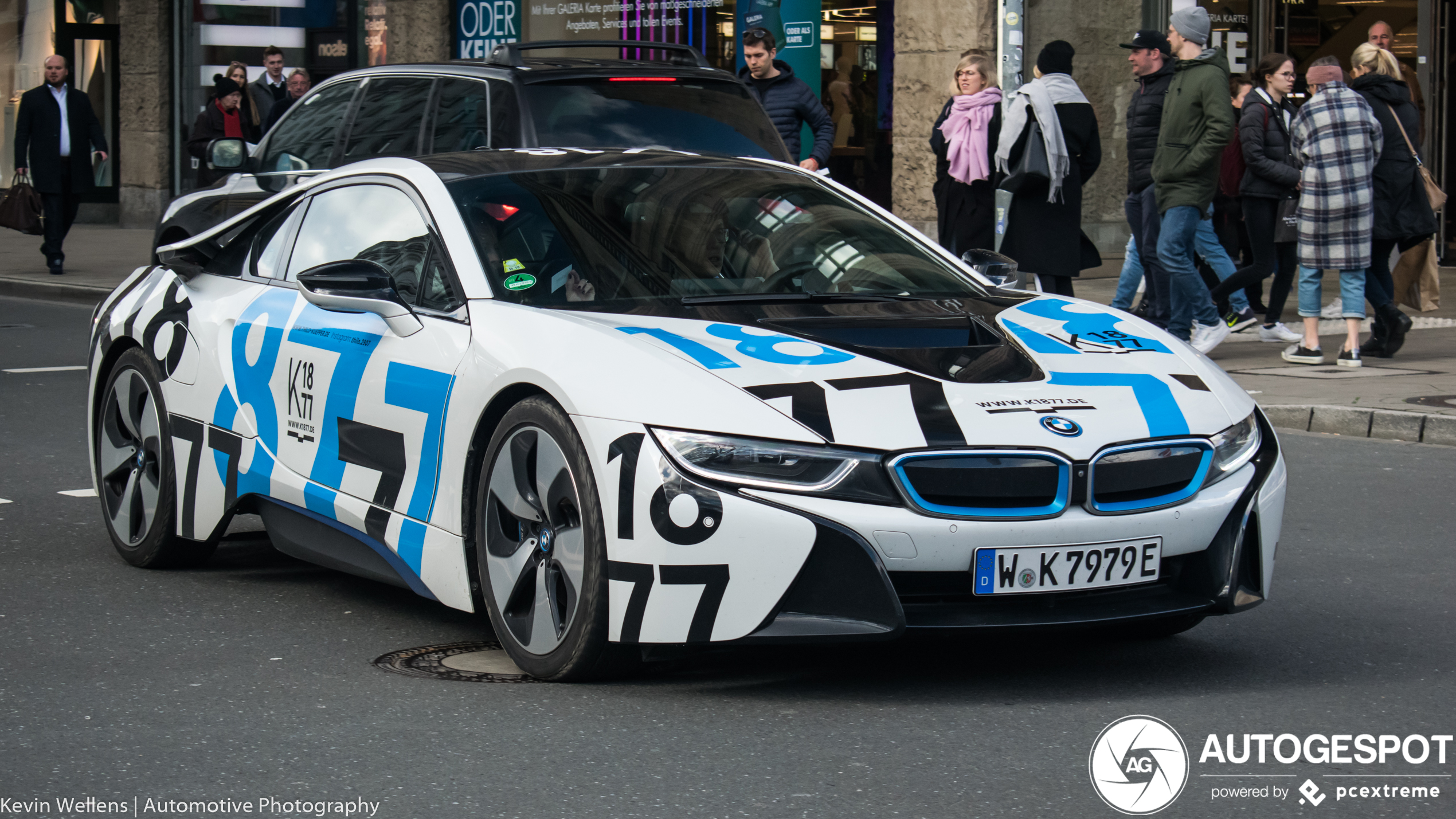 BMW i8