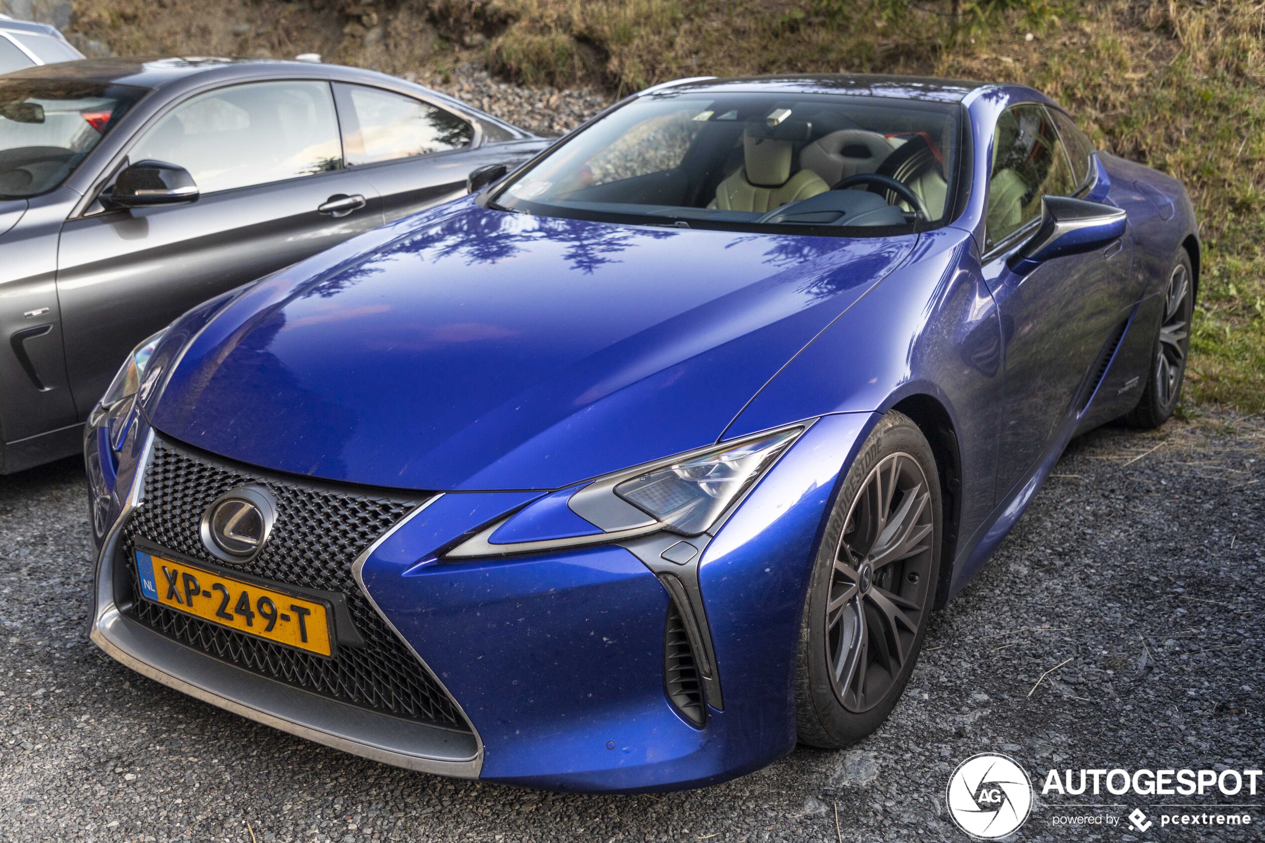 Lexus LC 500h Structural Blue Edition