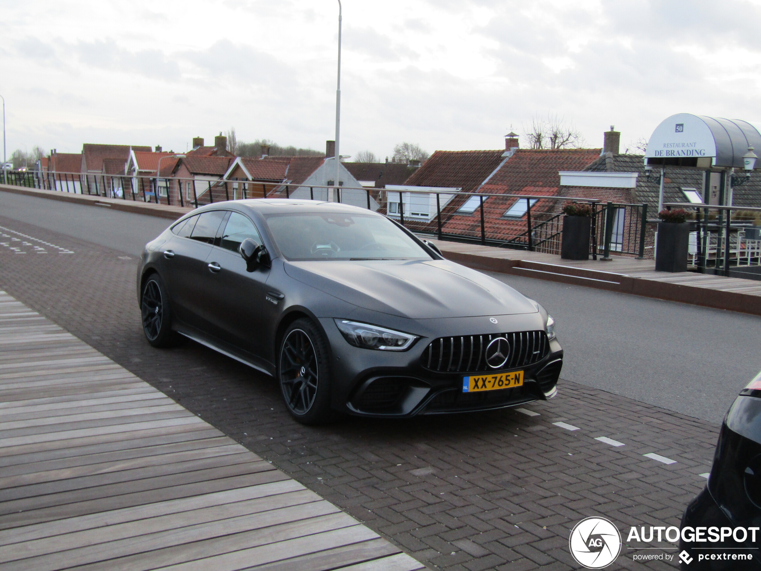 Mercedes-AMG GT 63 S X290