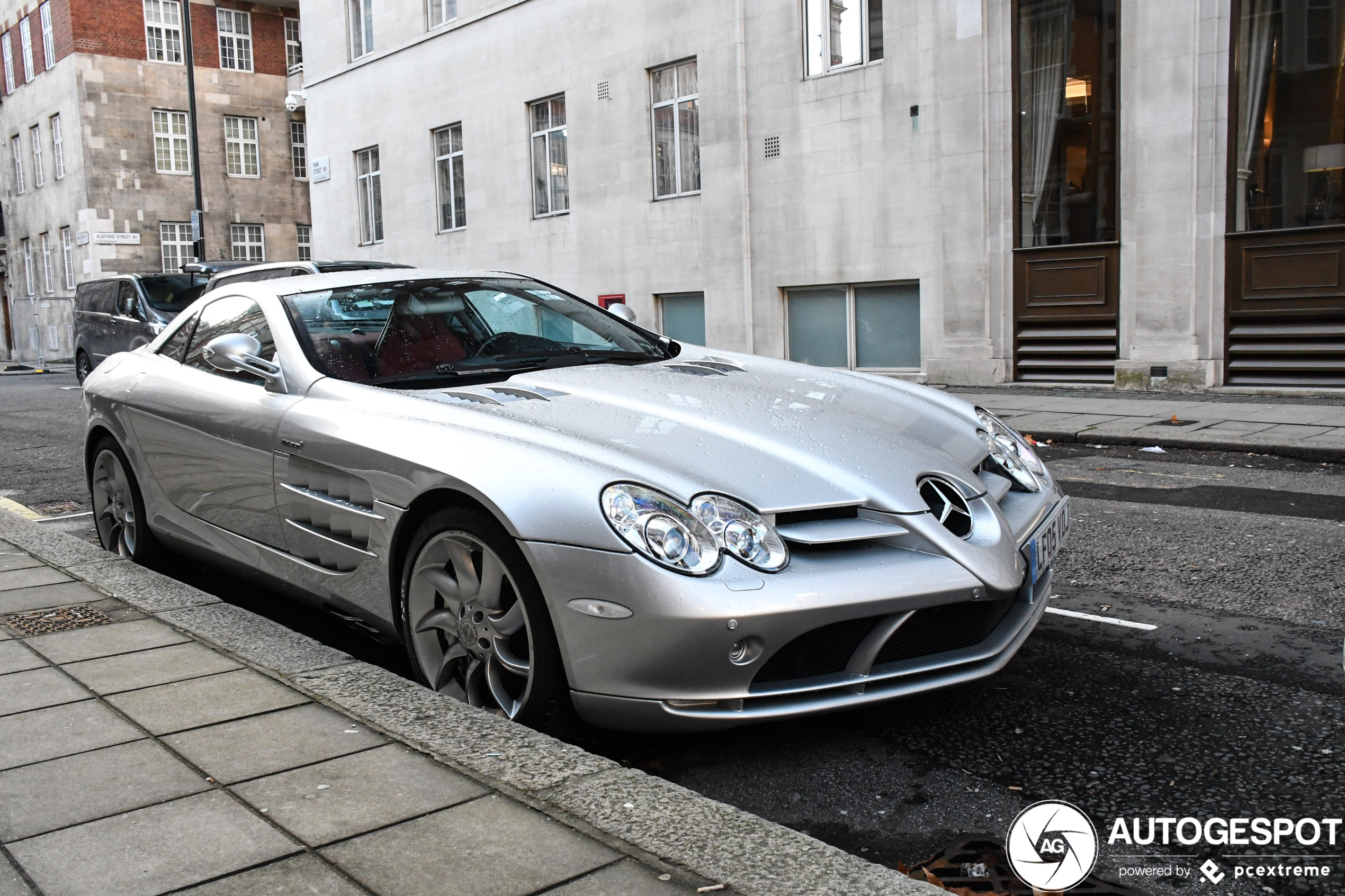 Mercedes-Benz SLR McLaren