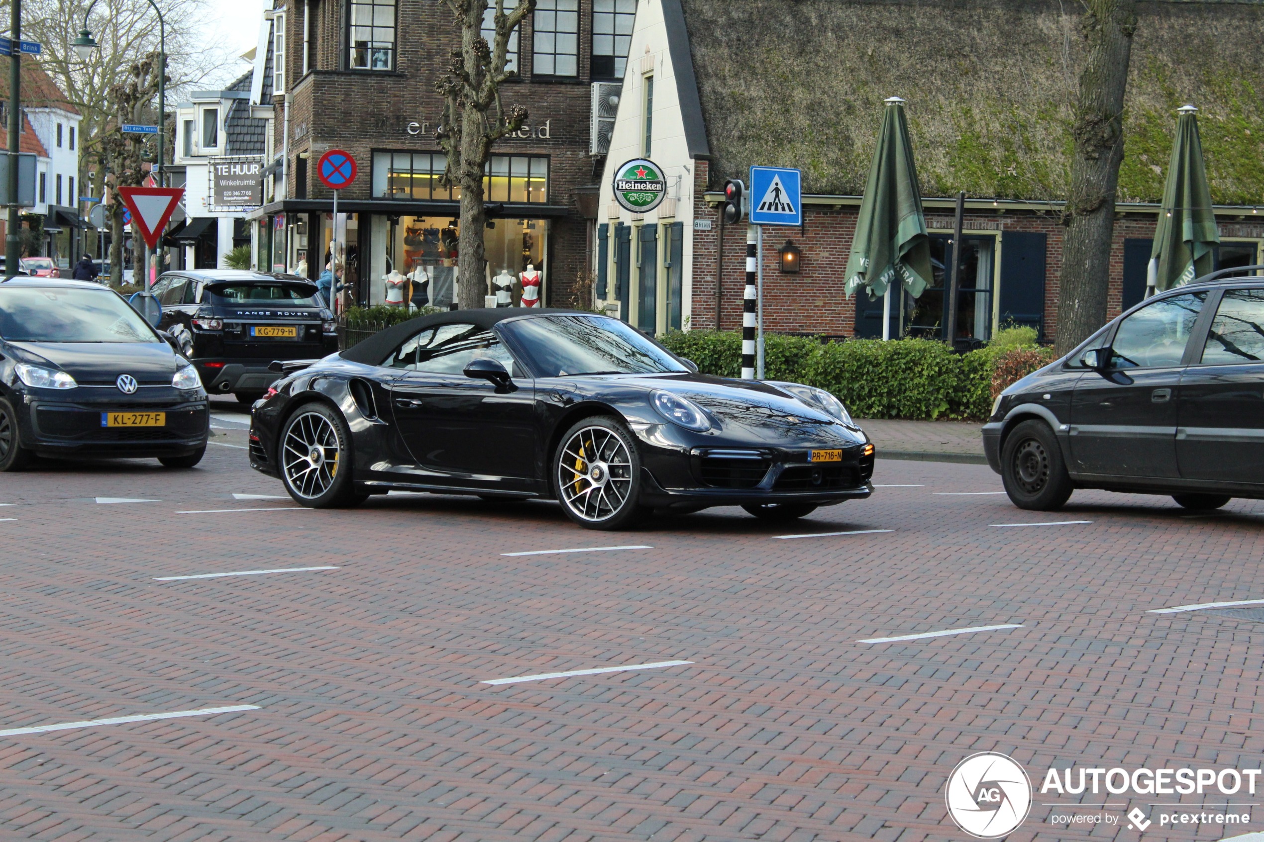 Porsche 991 Turbo S Cabriolet MkII