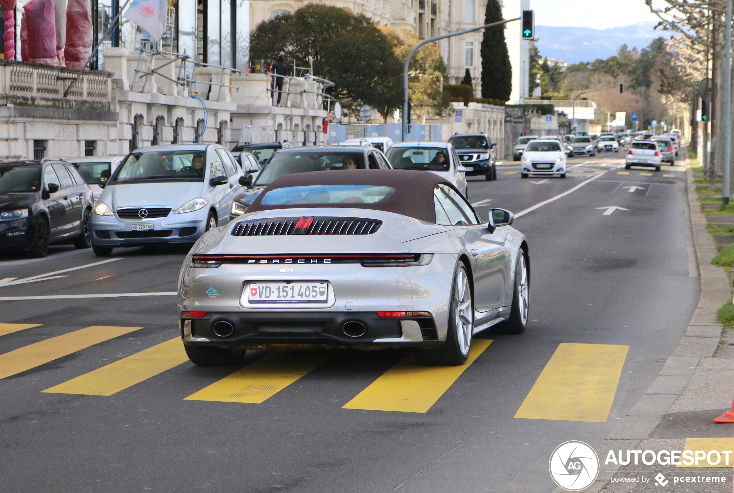 Porsche 992 Carrera 4S Cabriolet