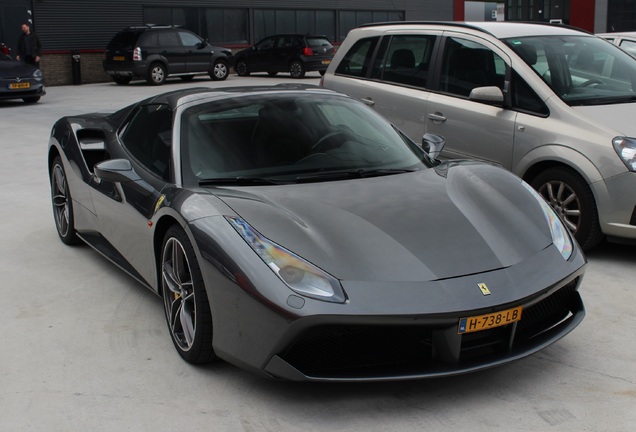 Ferrari 488 Spider