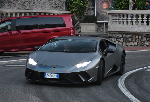 Lamborghini Huracán LP640-4 Performante