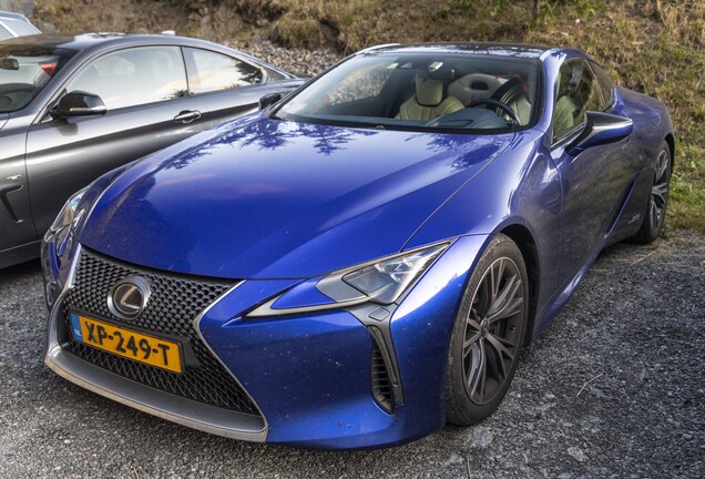 Lexus LC 500h Structural Blue Edition