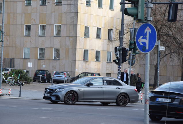 Mercedes-AMG E 63 S W213