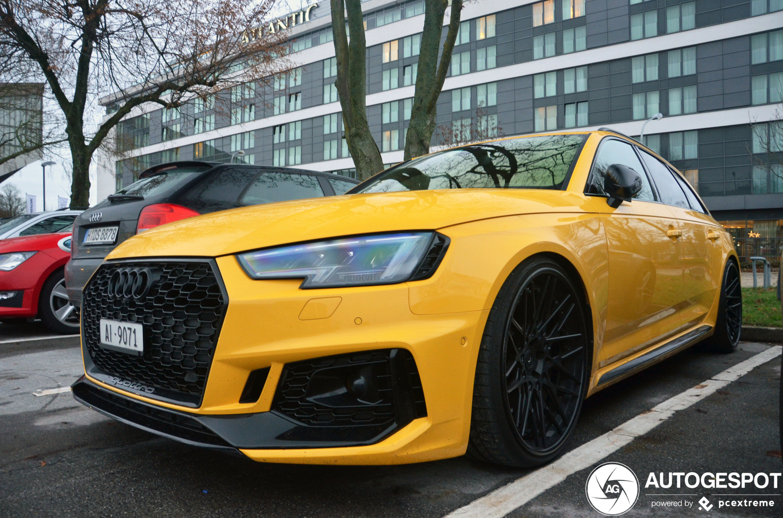 Audi RS4 Avant B9