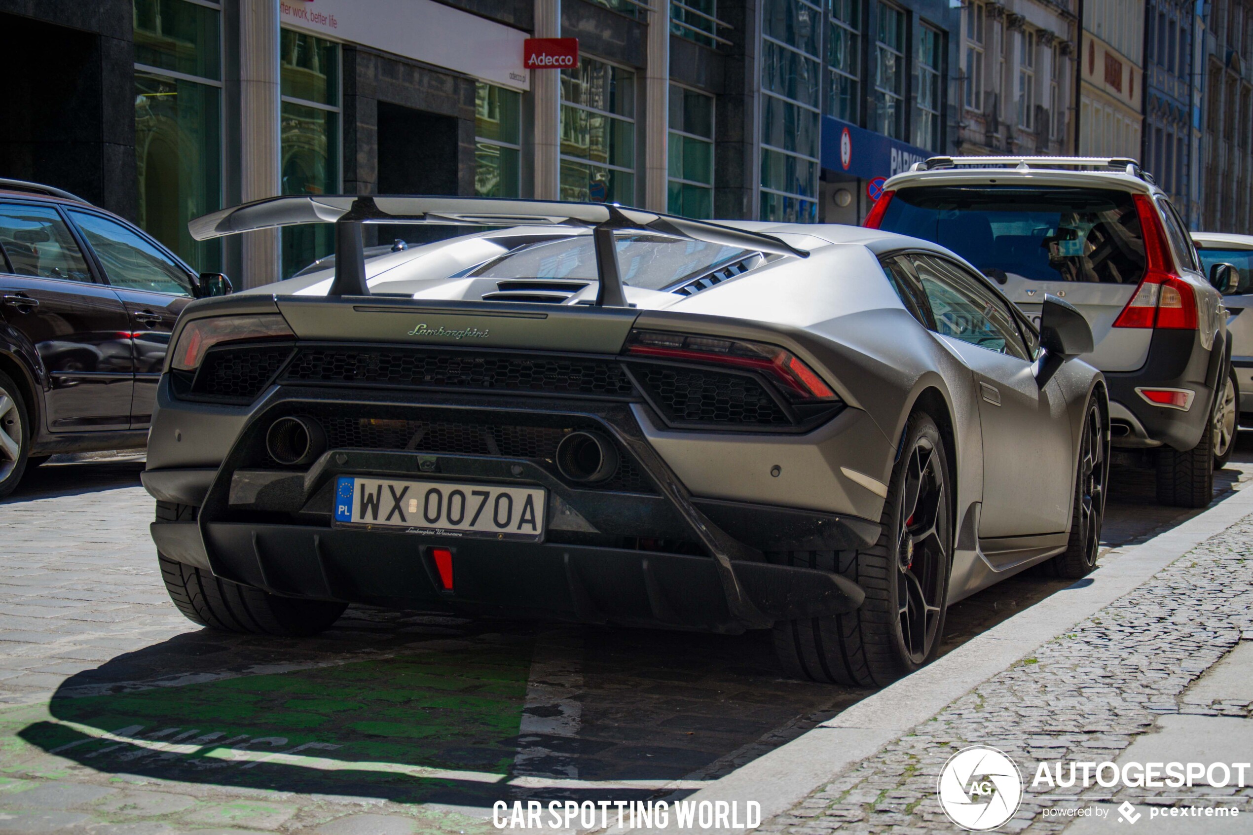 Lamborghini Huracán LP640-4 Performante