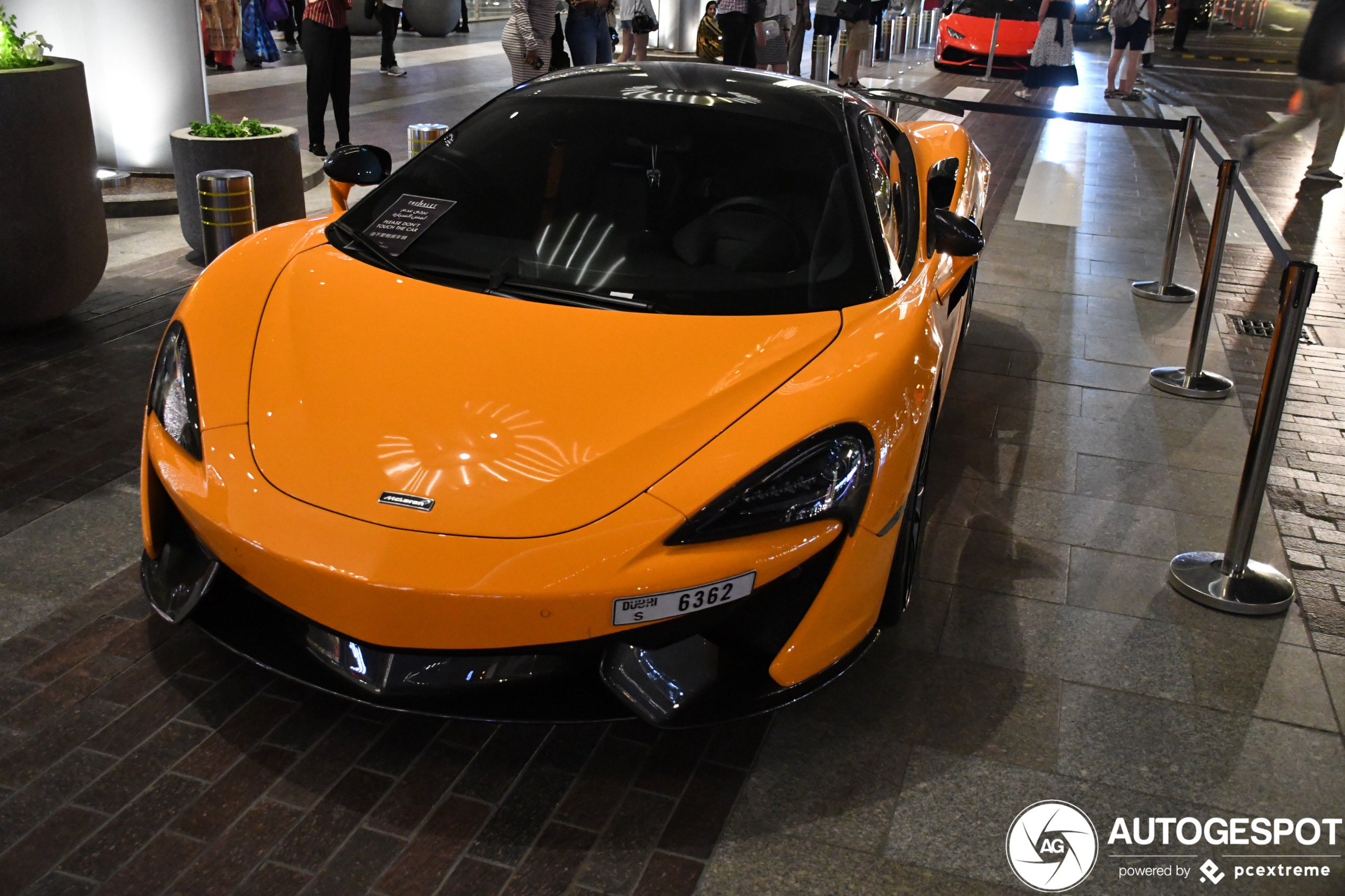 McLaren 570S