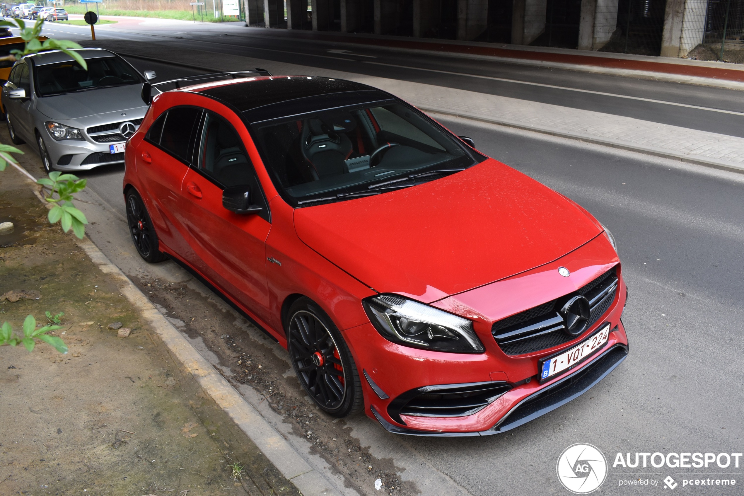 Mercedes-AMG A 45 W176 2015