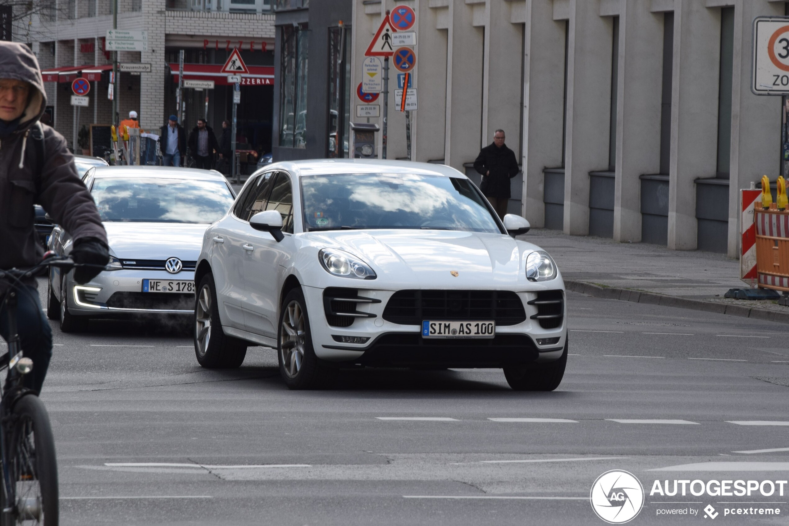 Porsche 95B Macan Turbo