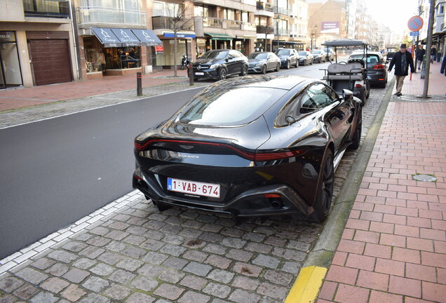 Aston Martin V8 Vantage 2018