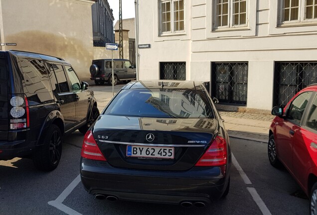 Mercedes-Benz S 63 AMG W221