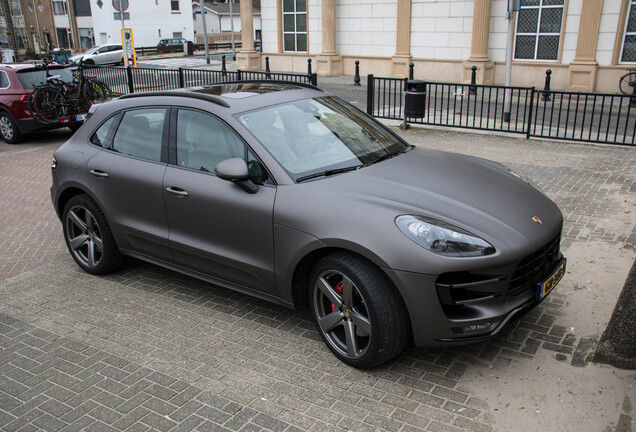 Porsche 95B Macan Turbo