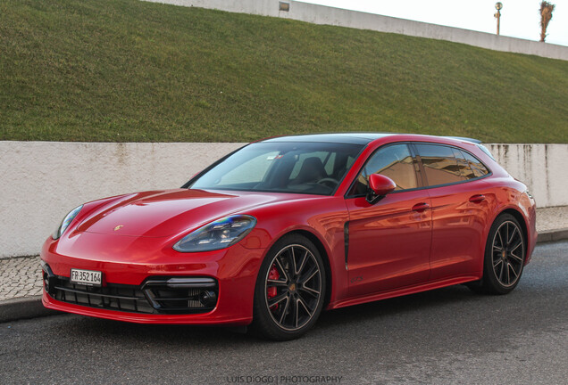 Porsche 971 Panamera GTS Sport Turismo