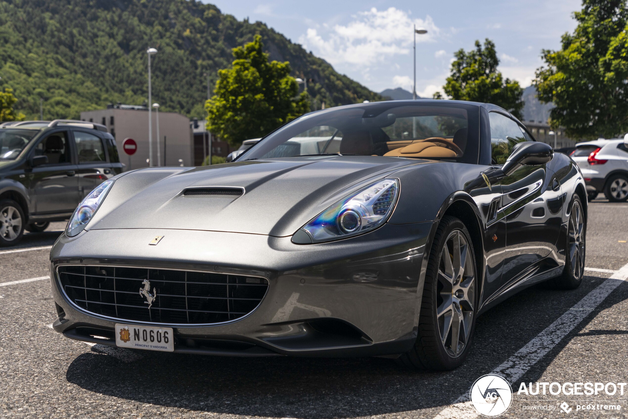 Ferrari California