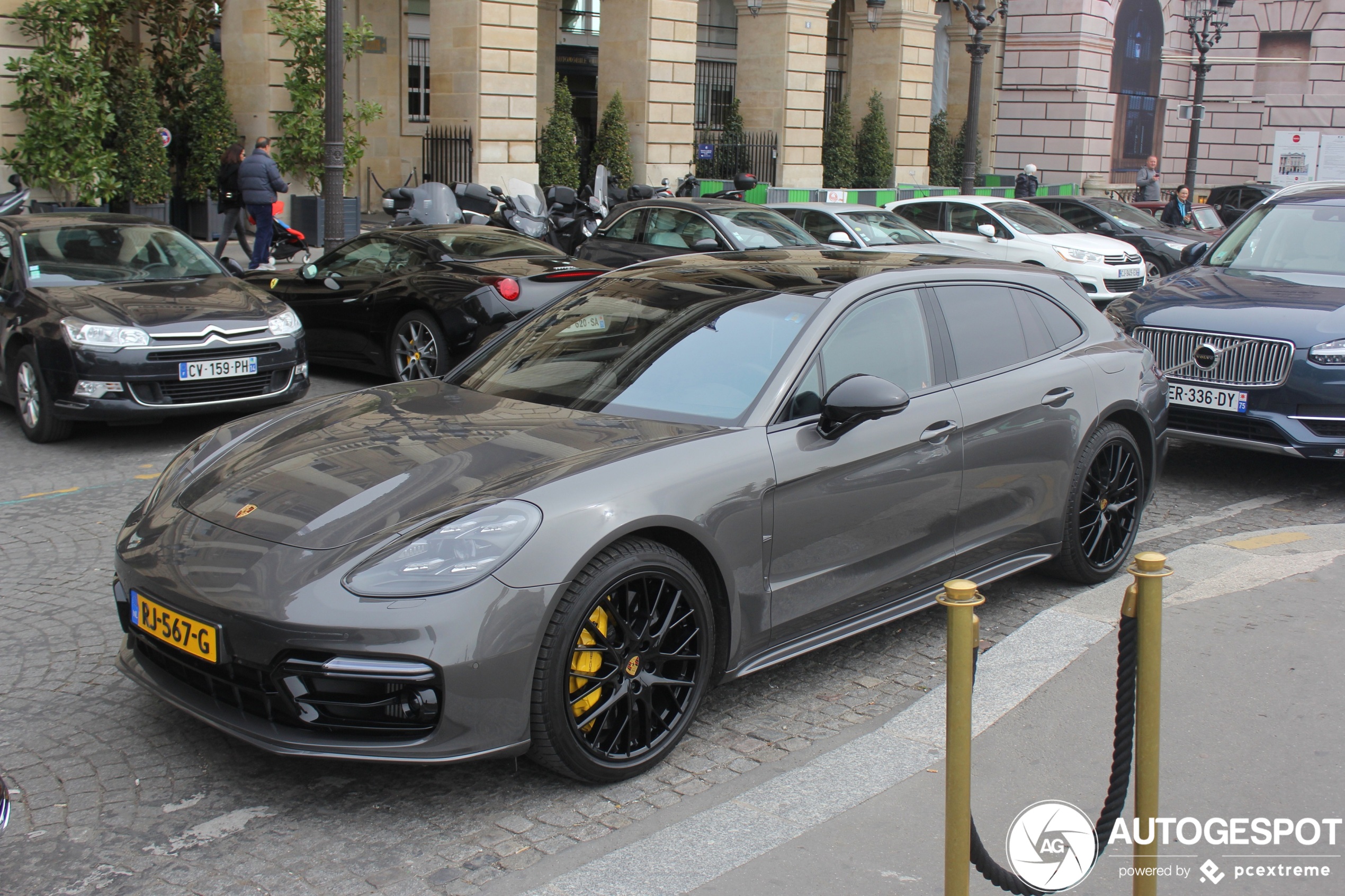 Porsche 971 Panamera Turbo S E-Hybrid Sport Turismo