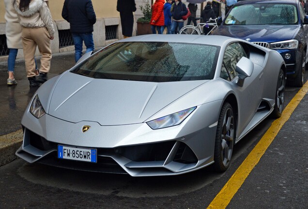 Lamborghini Huracán LP640-4 EVO