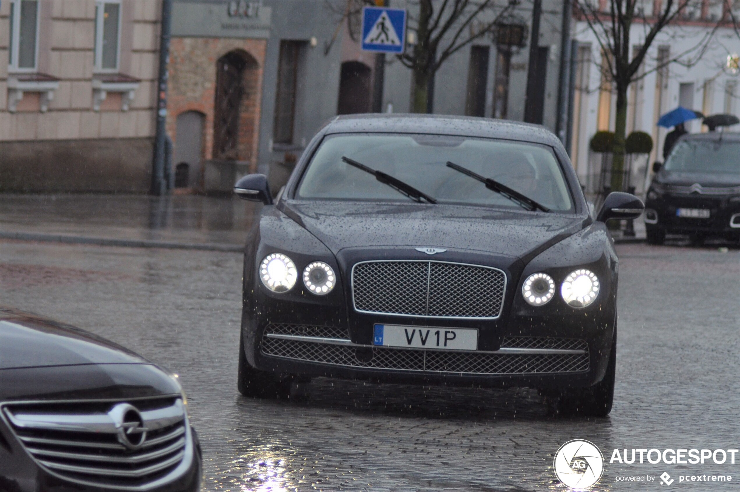 Bentley Flying Spur W12