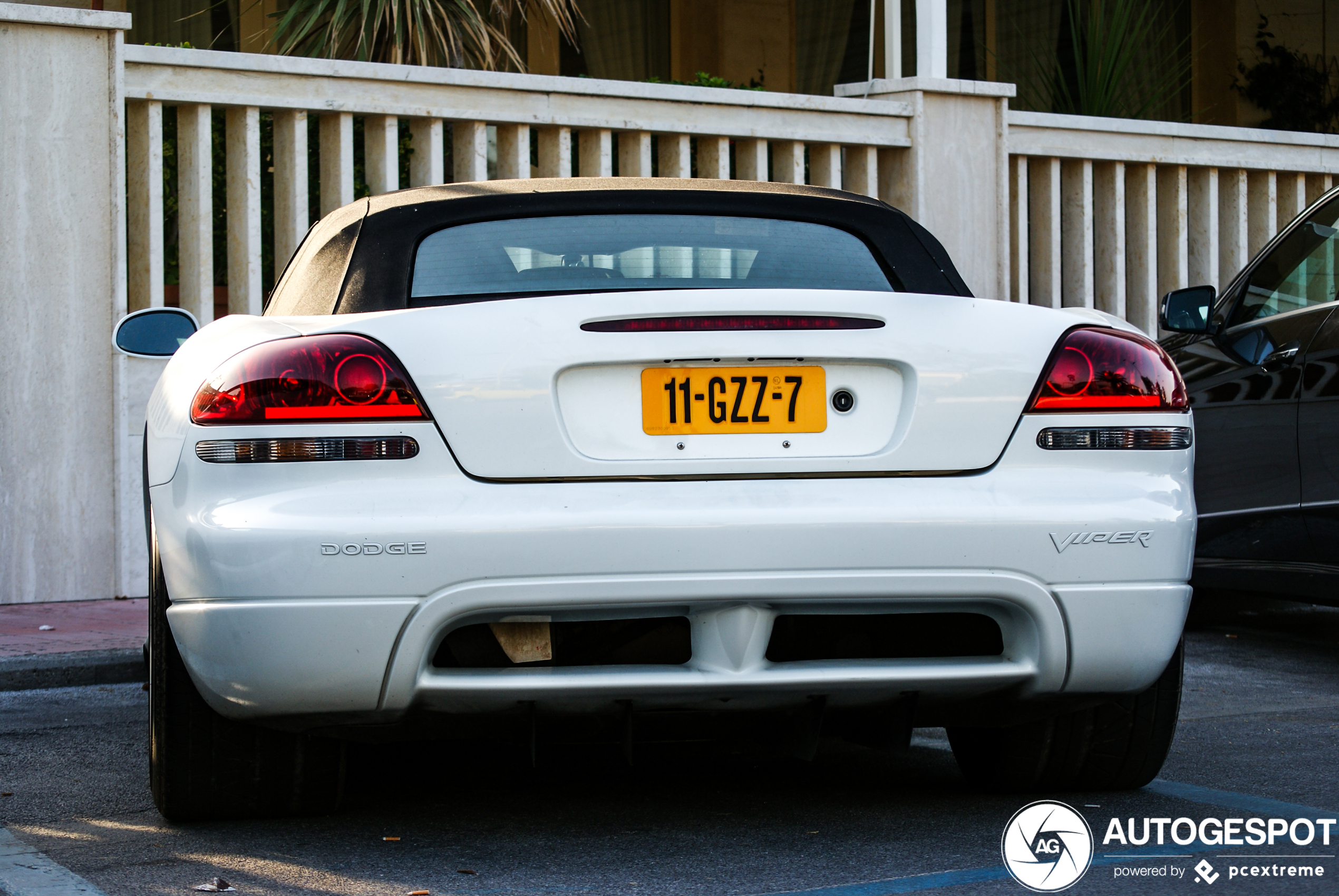 Dodge Viper SRT-10 Roadster White Mamba Edition