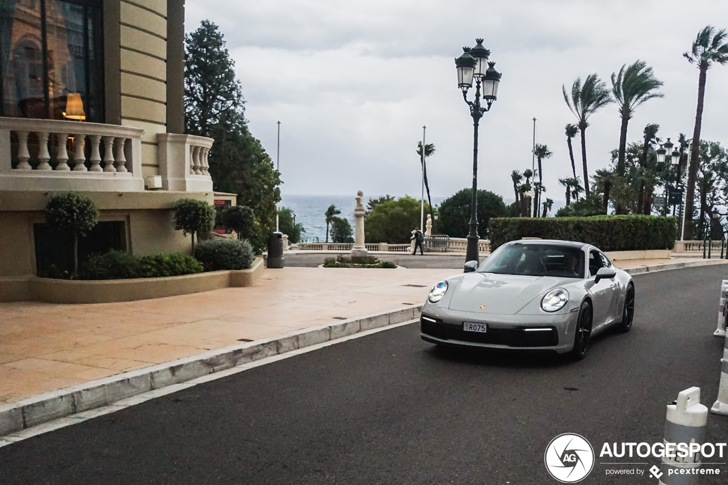 Porsche 992 Carrera 4S