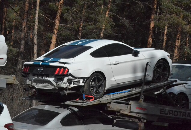 Ford Mustang GT 2015