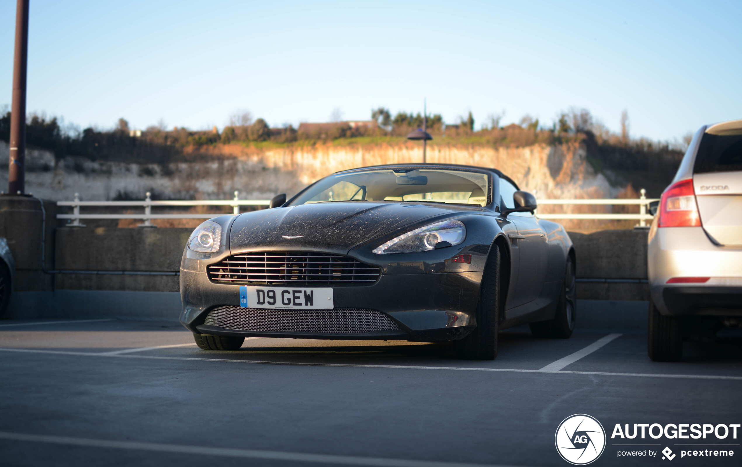 Aston Martin DB9 Volante 2013