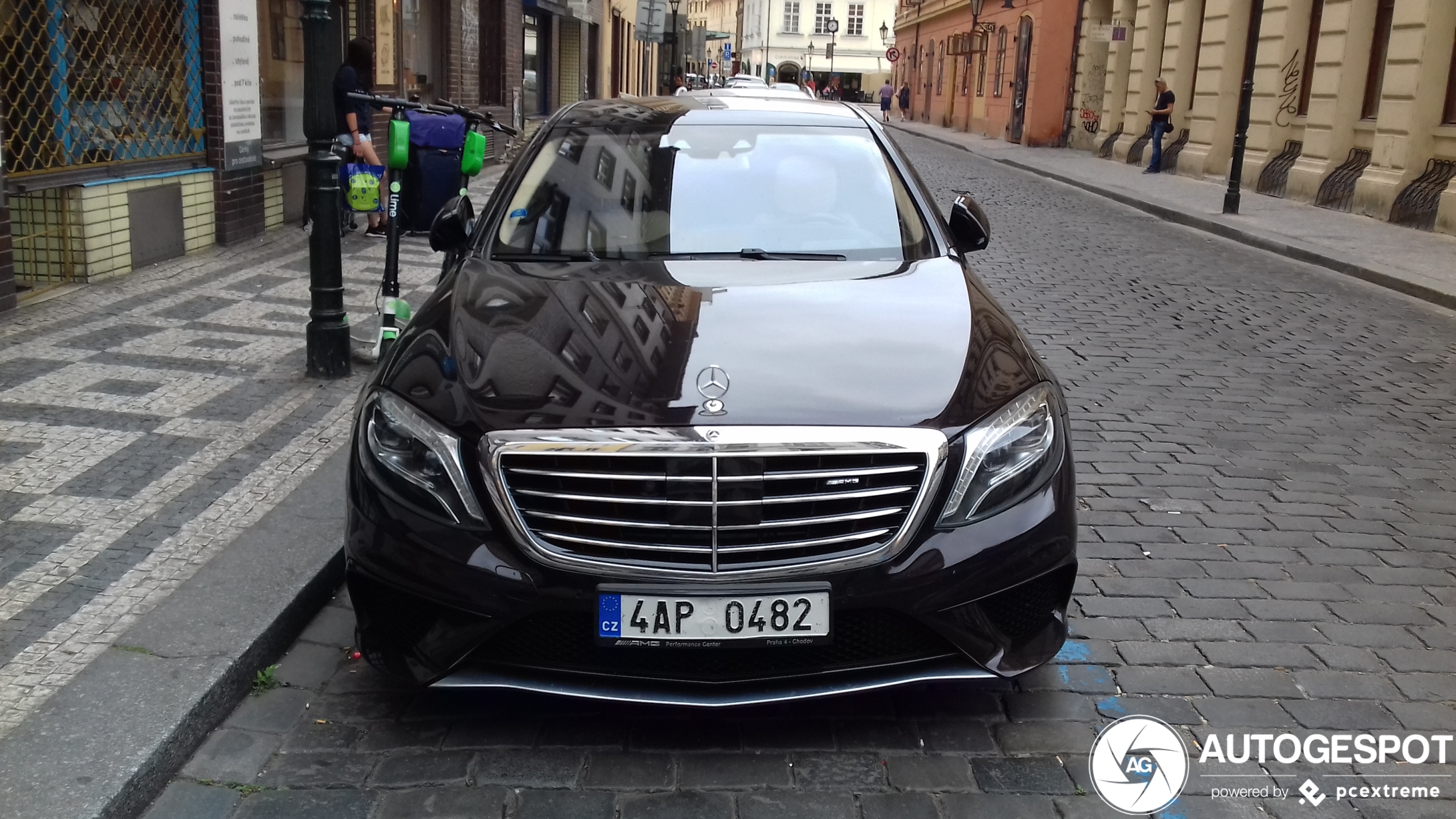 Mercedes-Benz S 63 AMG V222