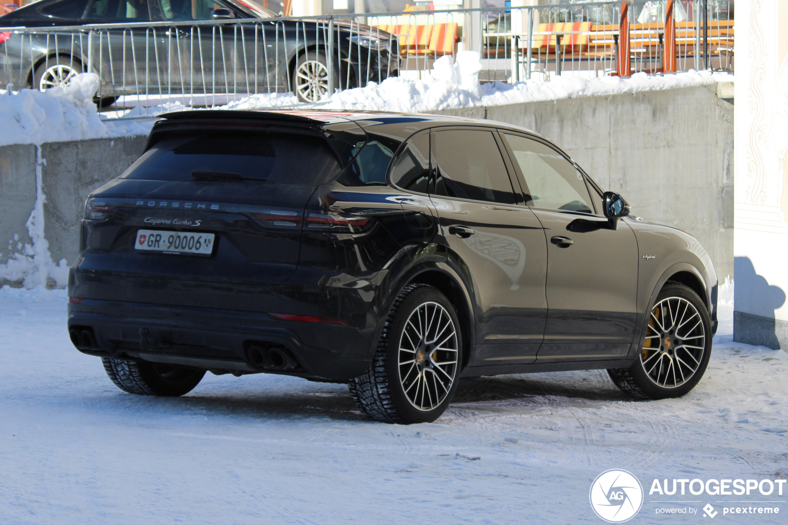 Porsche Cayenne Turbo S E-Hybrid