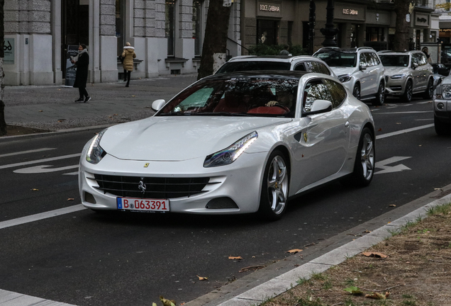 Ferrari FF