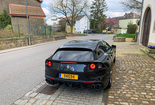 Ferrari GTC4Lusso