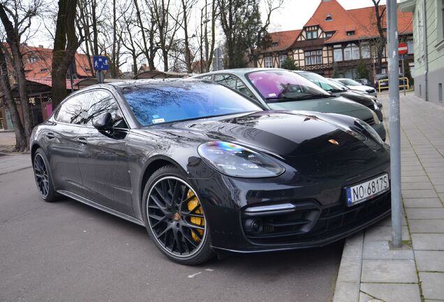 Porsche 971 Panamera Turbo S E-Hybrid