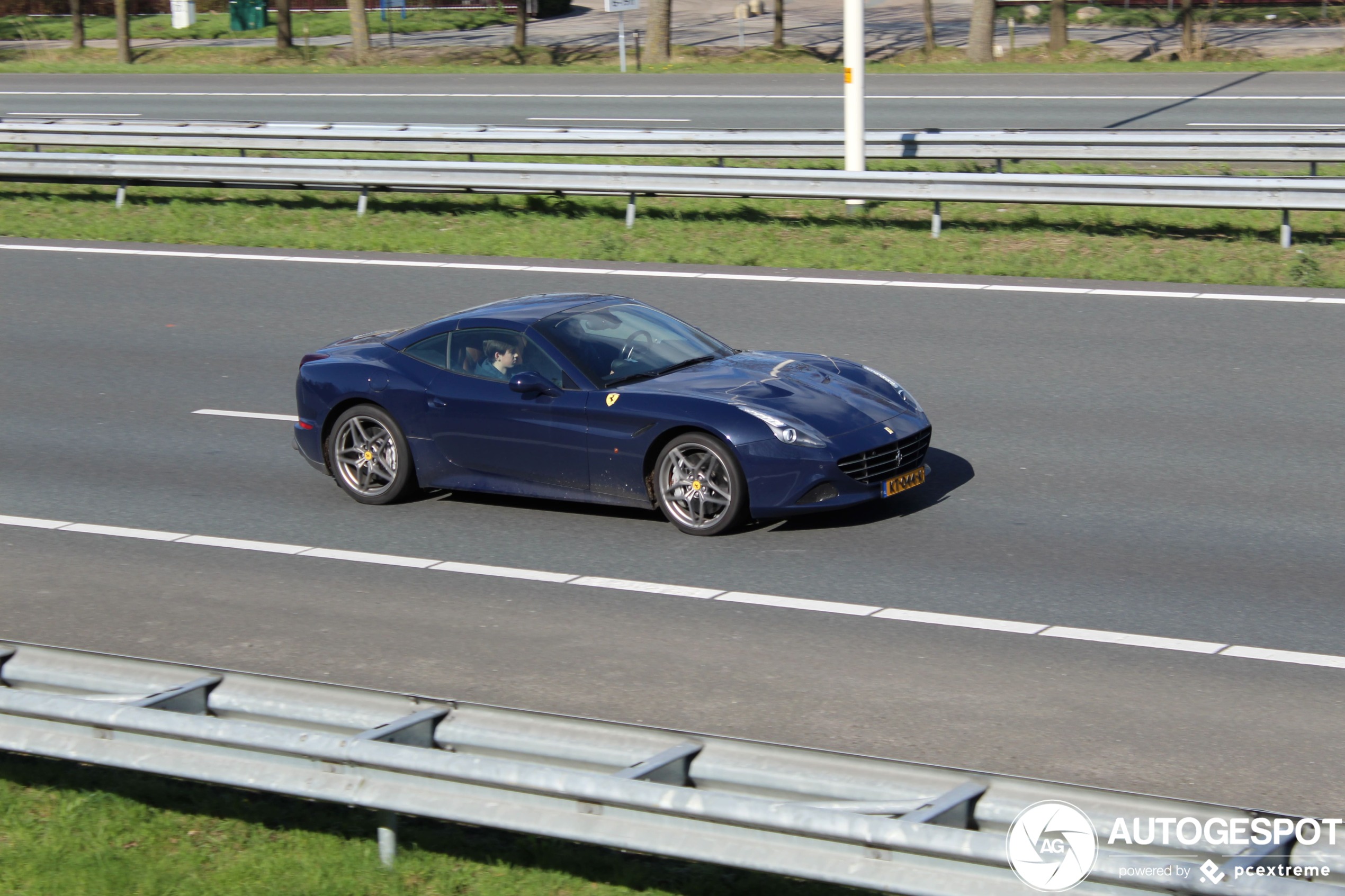 Ferrari California T