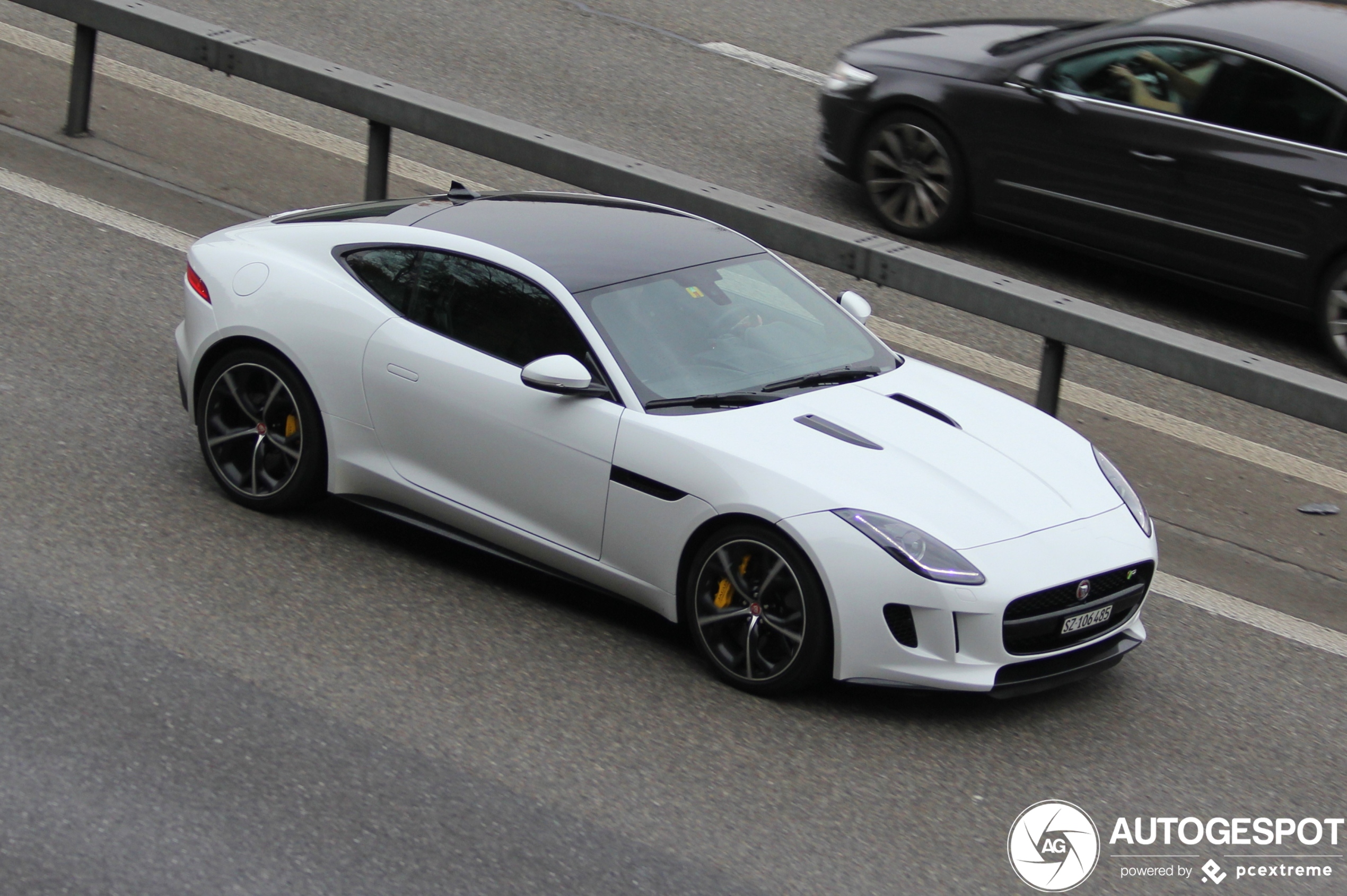 Jaguar F-TYPE R Coupé