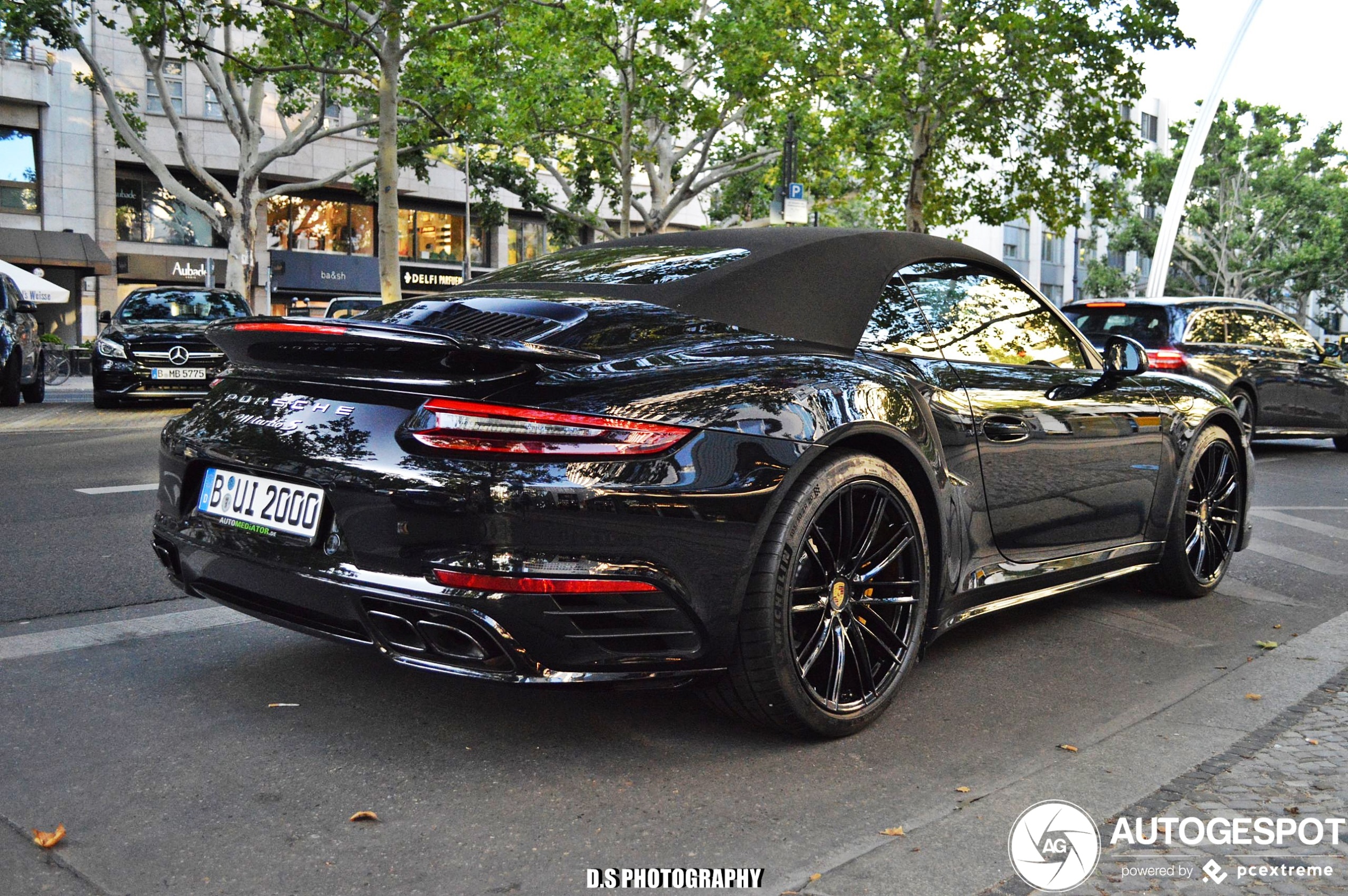 Porsche 991 Turbo S Cabriolet MkII