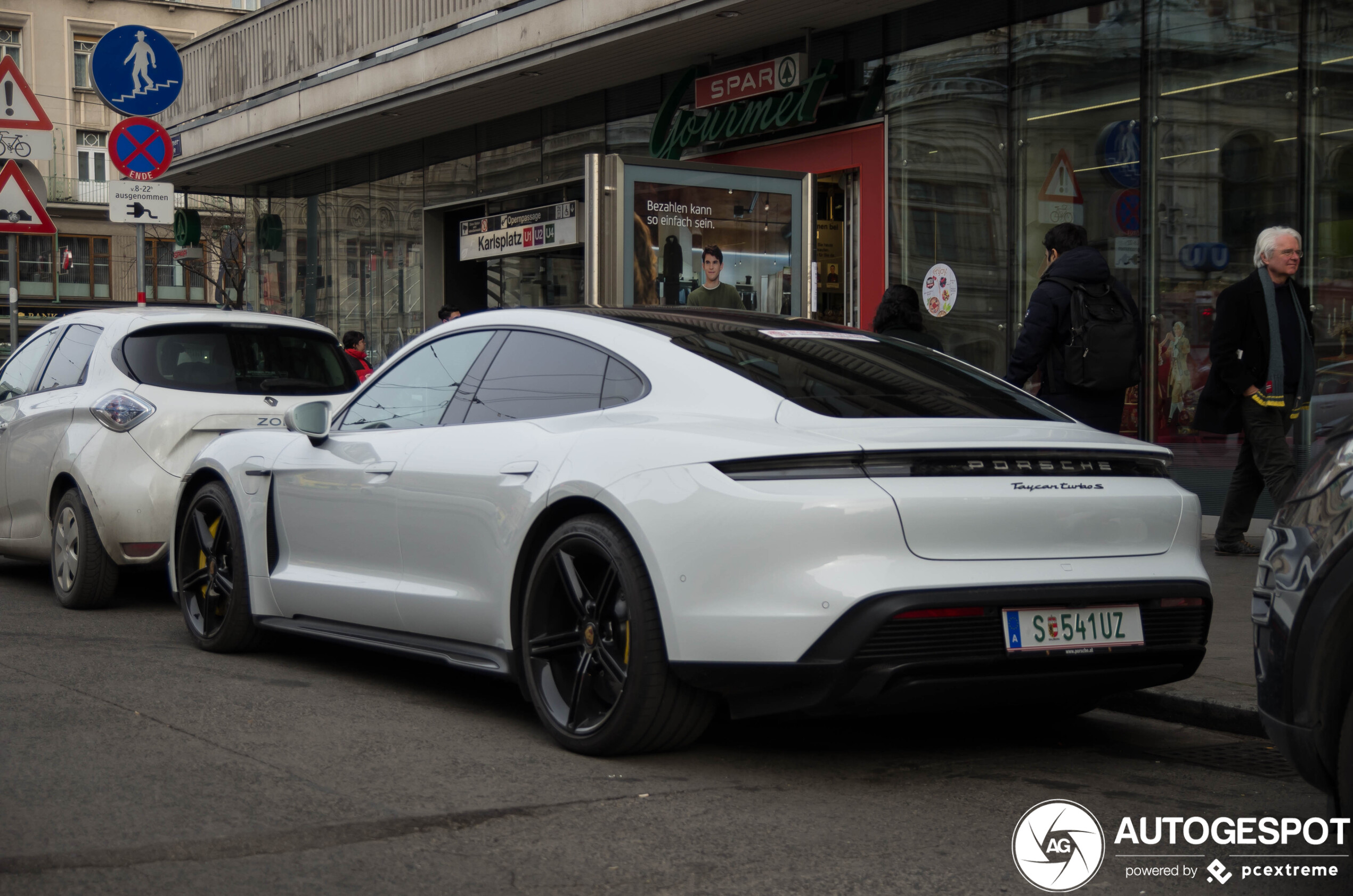 Porsche Taycan Turbo S