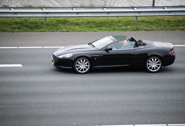 Aston Martin DB9 Volante