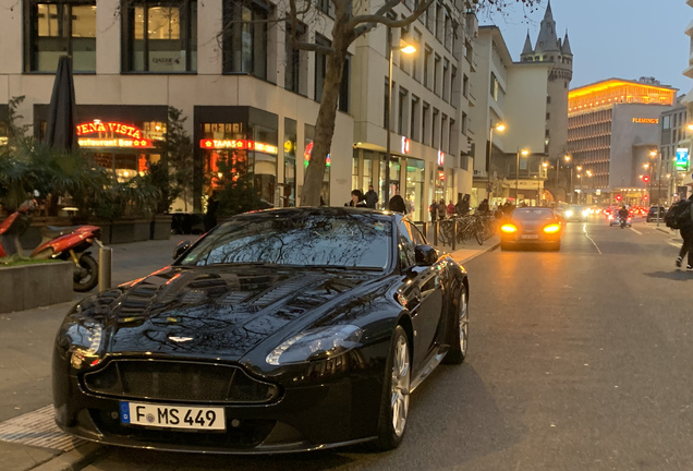 Aston Martin V12 Vantage S