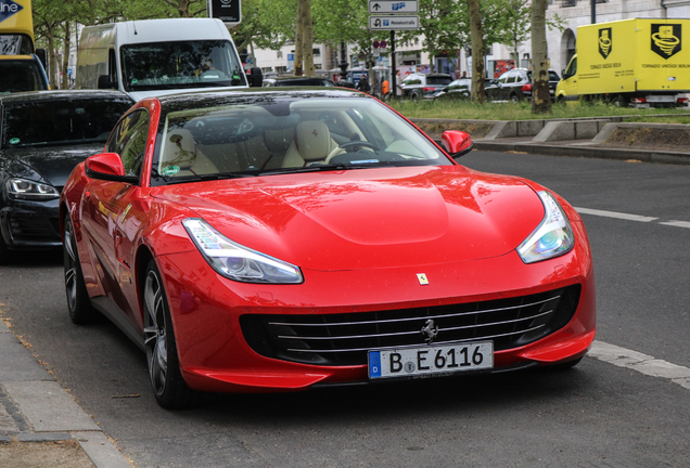 Ferrari GTC4Lusso