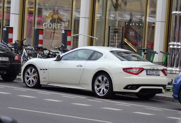 Maserati GranTurismo S Automatic