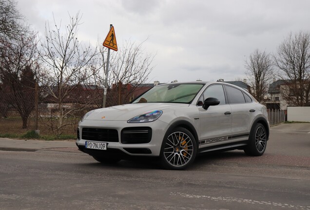 Porsche Cayenne Coupé Turbo S E-Hybrid