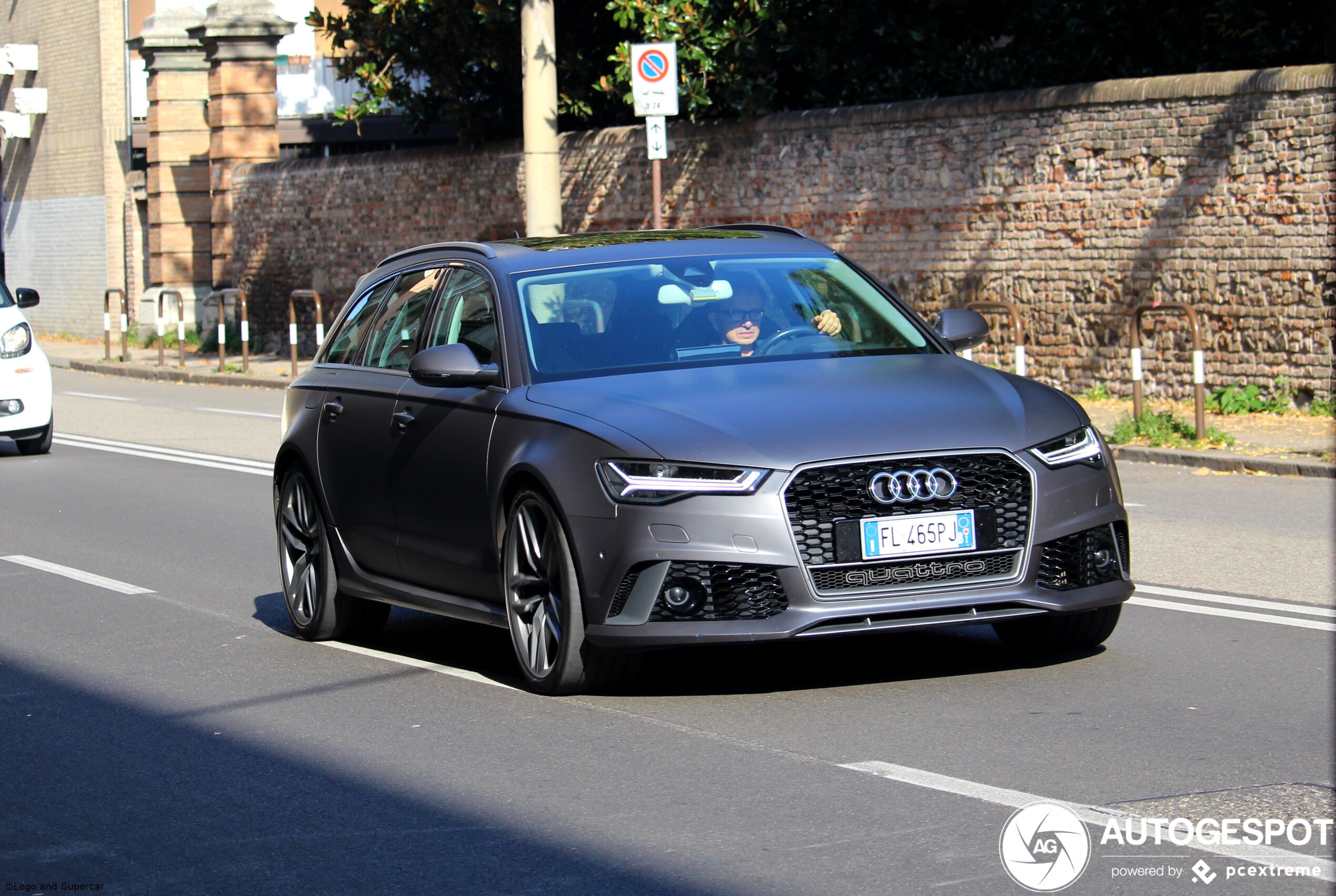 Audi RS6 Avant C7 2015