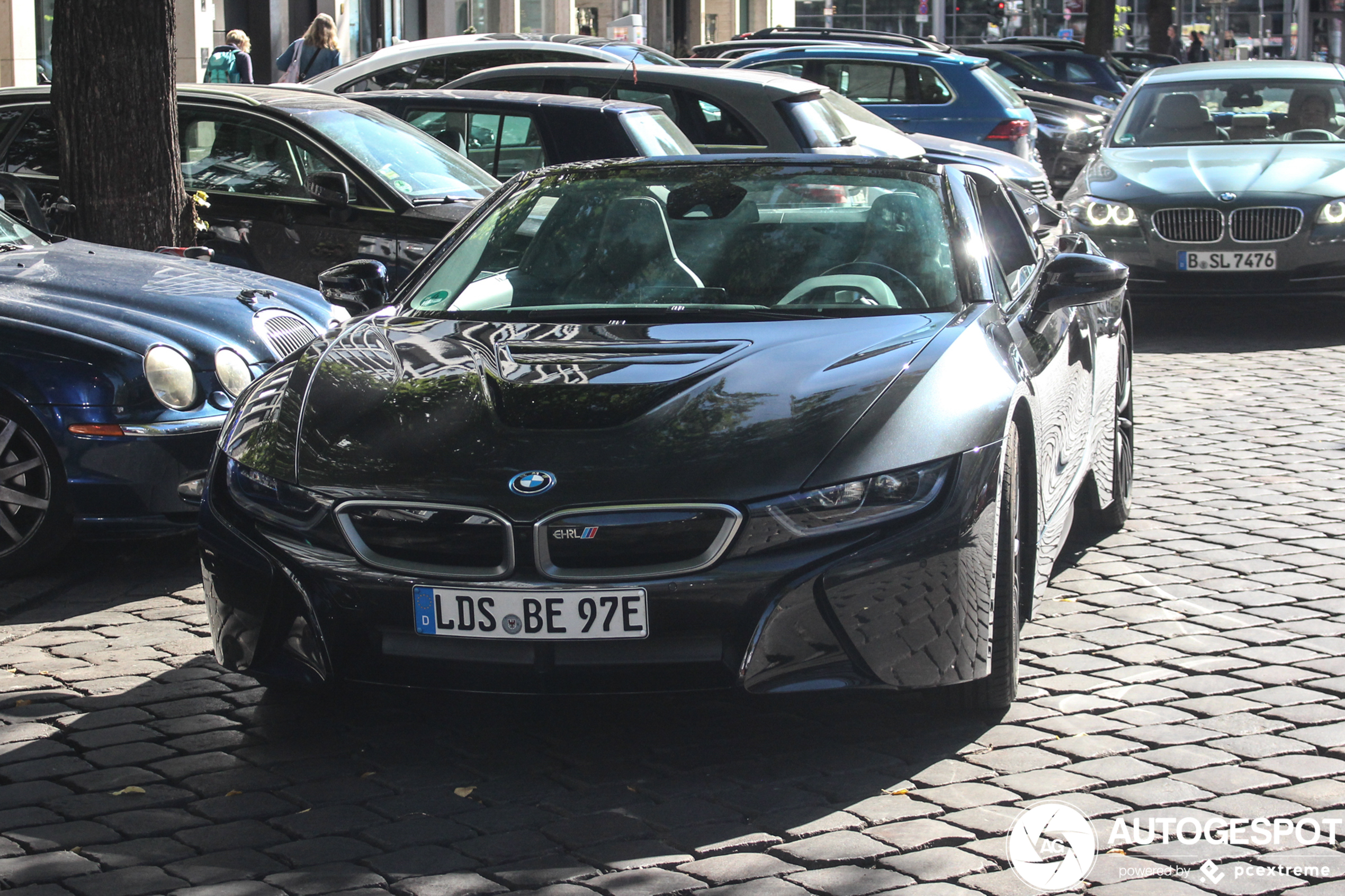 BMW i8 Roadster First Edition