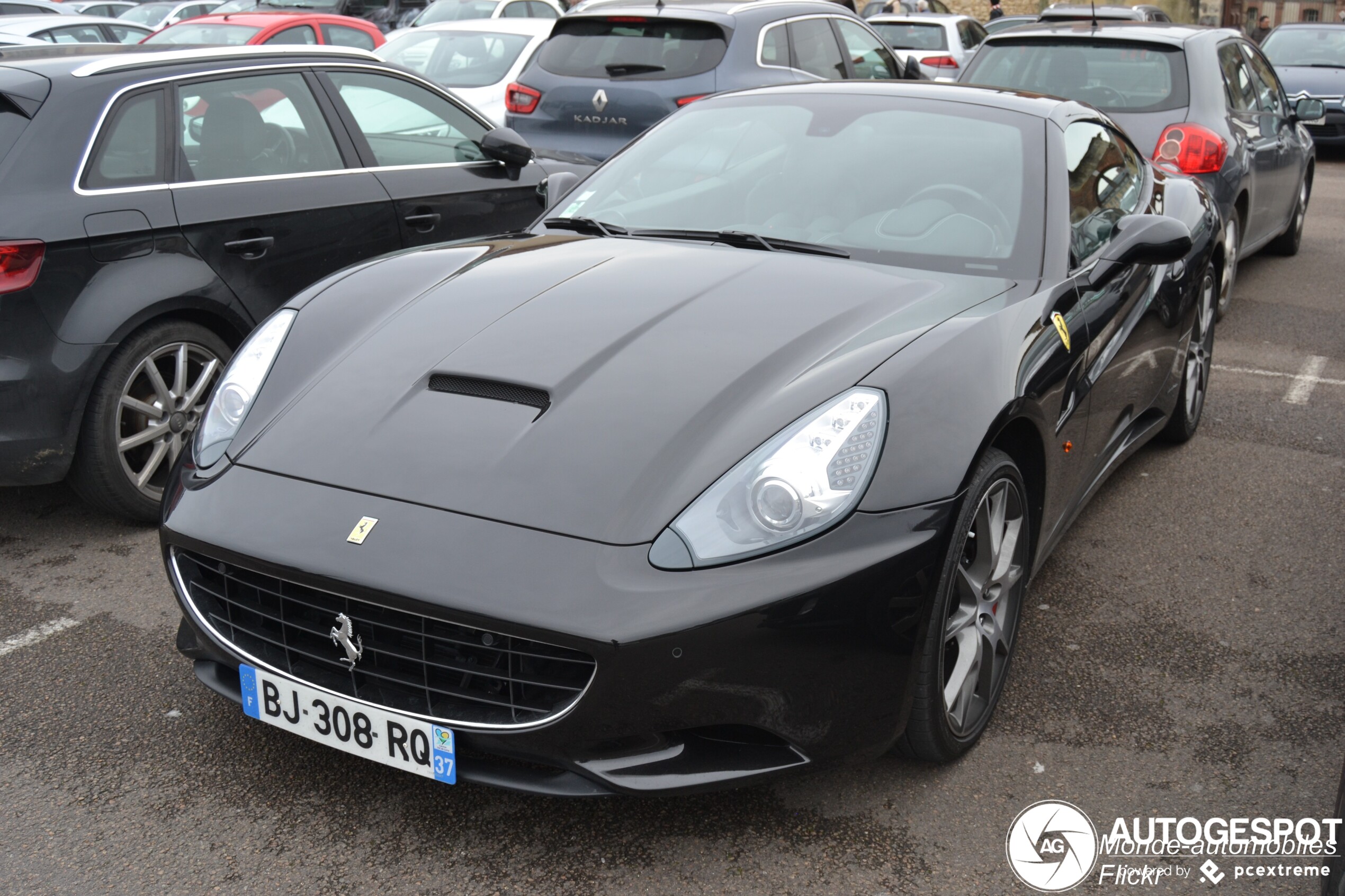 Ferrari California